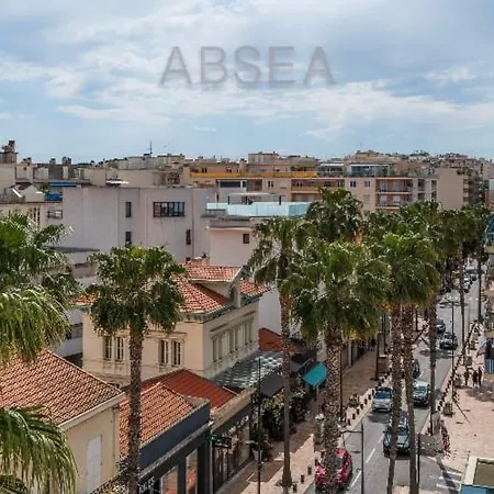 Antibes City Center Cozy Top Floor Apartment Air Conditioning 1 Bedroom אנטיב